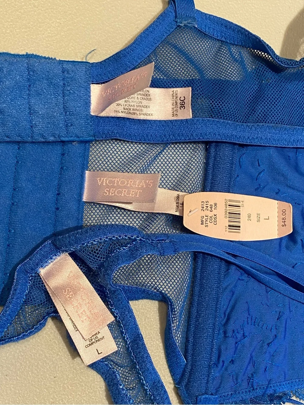 Victoria's Secret Very Sexy Lace Embellished Blue Lingerie Set, size 36D / L